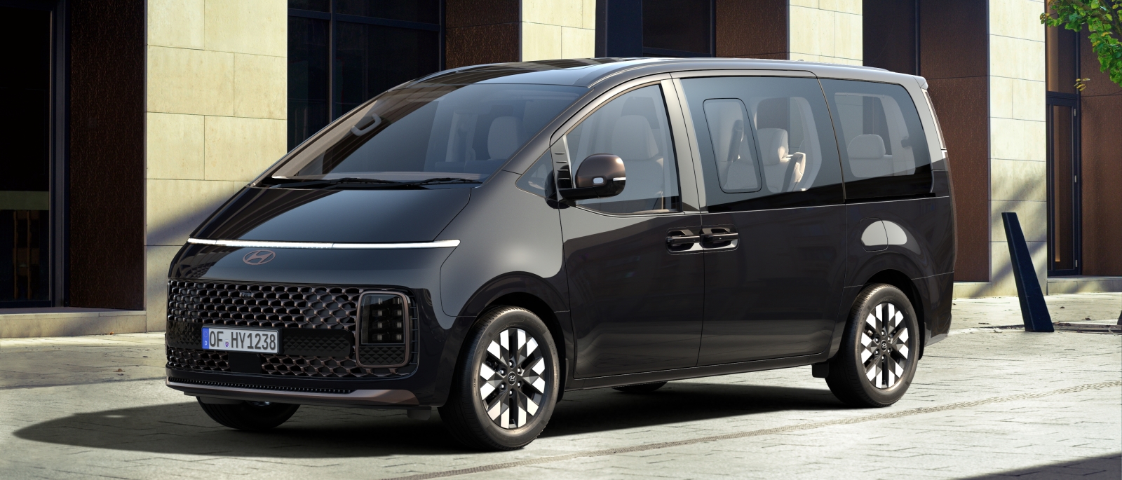Hyundai STARIA — фото автомобіля